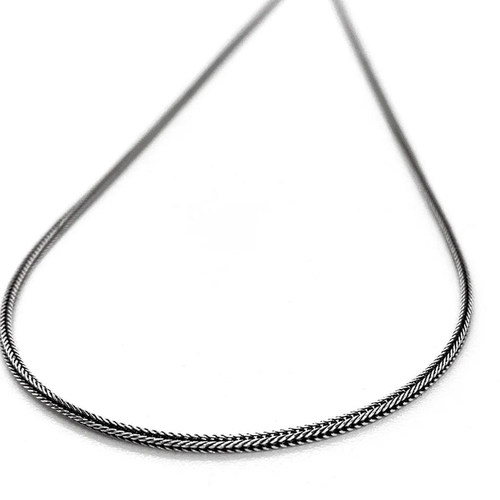 Cadena cola Zorro negra 45 cm